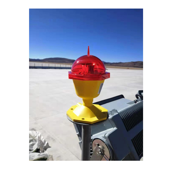 CST XH-LB(L) Low-Intensity Type B Aviation Obstruction Light